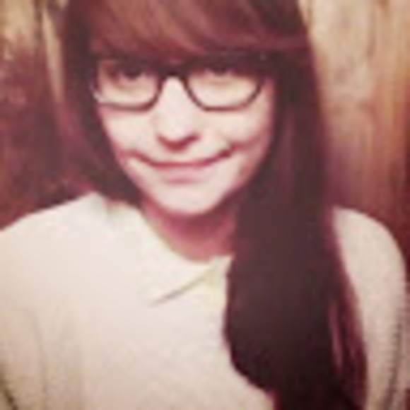 Meet your Posher, Carla - Picture 1 of 1